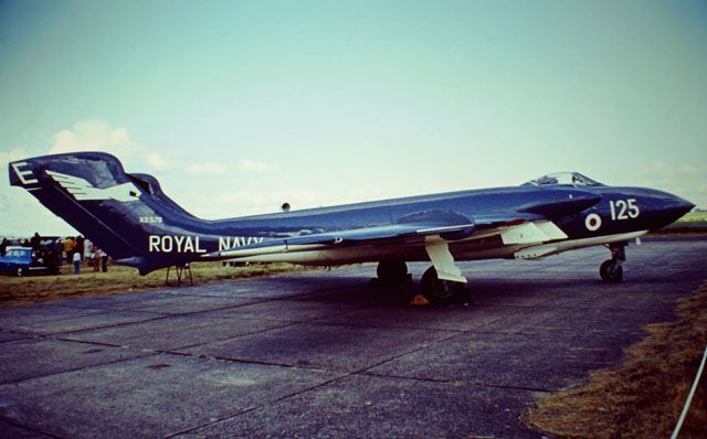 http://img.photobucket.com/albums/v679/LAHarve/Duxford%20pre1984/Navy/XS576Duxford_zps8e98dd74.jpg