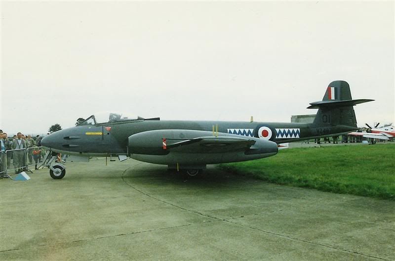 http://img.photobucket.com/albums/v679/LAHarve/From%20The%20Past/VZ467Scampton4October1989.jpg