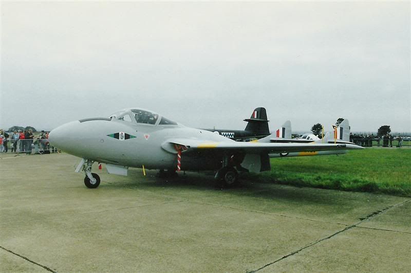 http://img.photobucket.com/albums/v679/LAHarve/From%20The%20Past/XE920Scampton4October1989.jpg