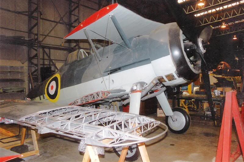 http://img.photobucket.com/albums/v679/LAHarve/Gladiator/GGLADDuxford.jpg
