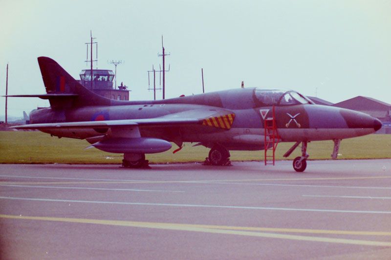 http://img.photobucket.com/albums/v679/LAHarve/XF995%20Mildenhall1980_zpsvj13sbsa.jpg
