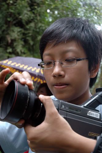 Image hosting by Photobucket