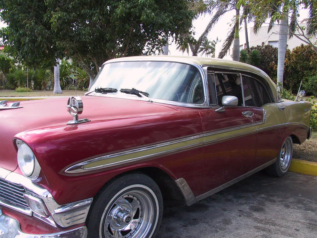IMAGE: http://img.photobucket.com/albums/v680/Cuba05/Cuba078.jpg
