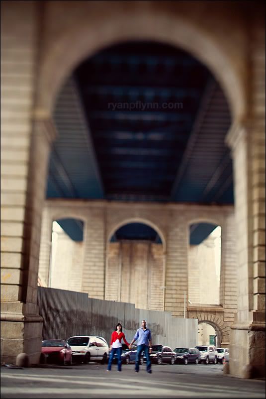 IMAGE: http://img.photobucket.com/albums/v680/ixoye/ayumi-sanjay-eshoot-0007lrz.jpg