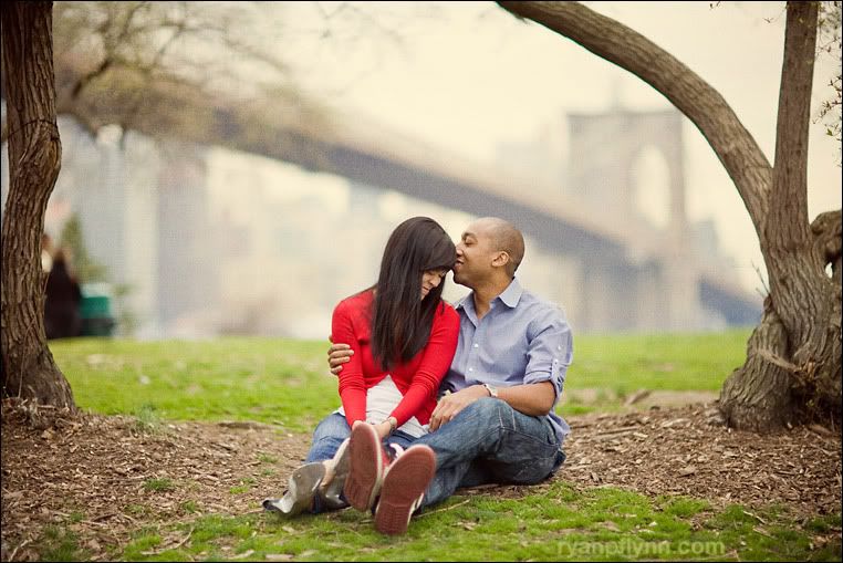 IMAGE: http://img.photobucket.com/albums/v680/ixoye/ayumi-sanjay-eshoot-0015lrz.jpg