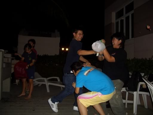 Image hosted by Photobucket.com