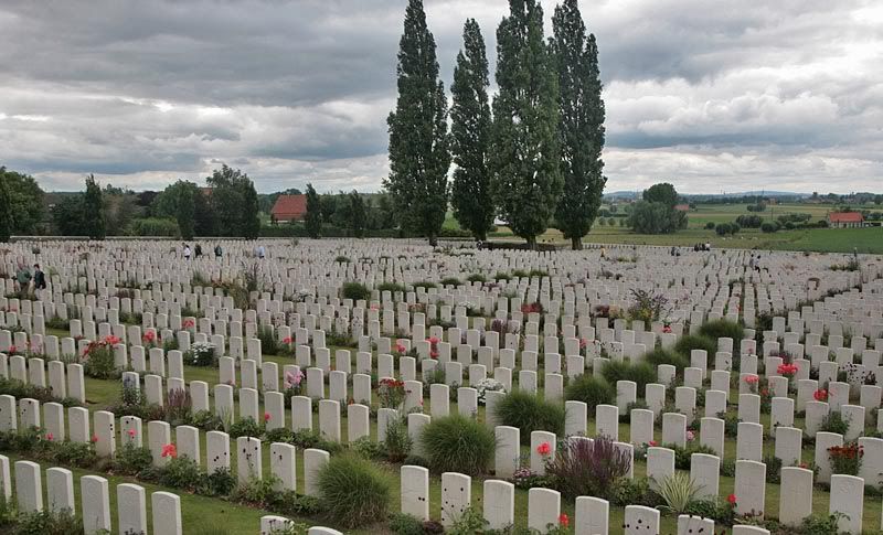 http://img.photobucket.com/albums/v681/motf/2009/Ypres/02-302.jpg