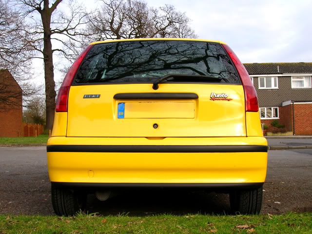 1.2 16v Fiat Punto Sporting 90bhp Yellow - The Mini Forum