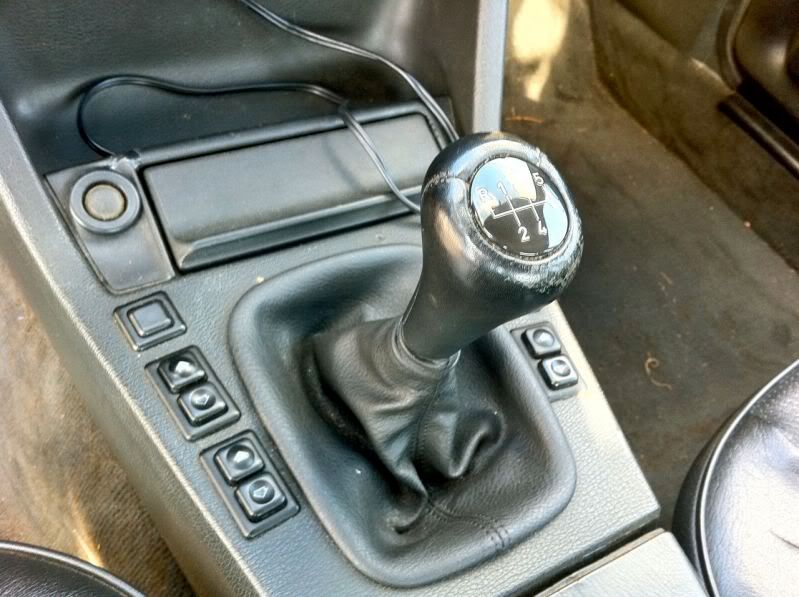 [Image: e30_shifter.jpg]