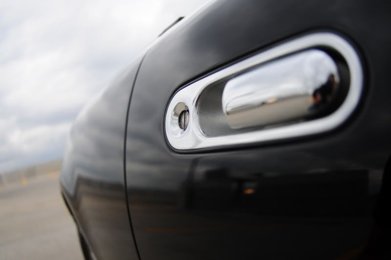 [Image: m3andmiata08.jpg]