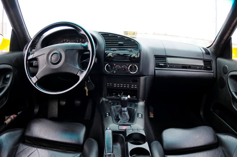 [Image: m3andmiata17.jpg]