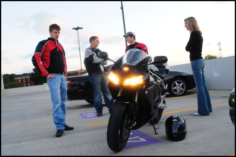 [Image: showker_21.jpg]