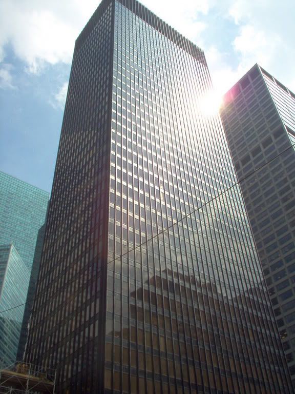 Mies’ Seagram Building