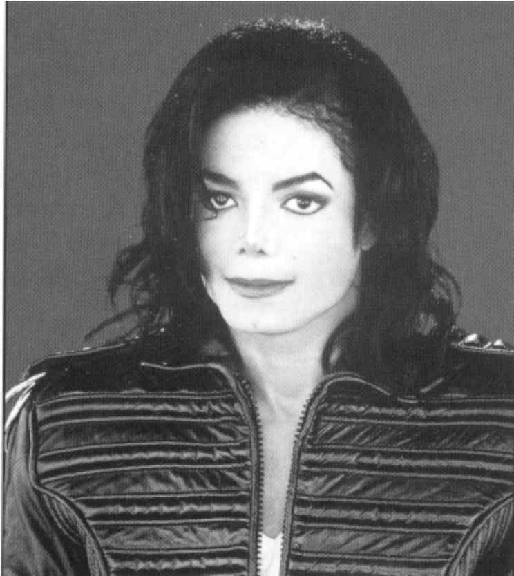 Michael_Jackson_-_huge_picture_in_baw.jpg