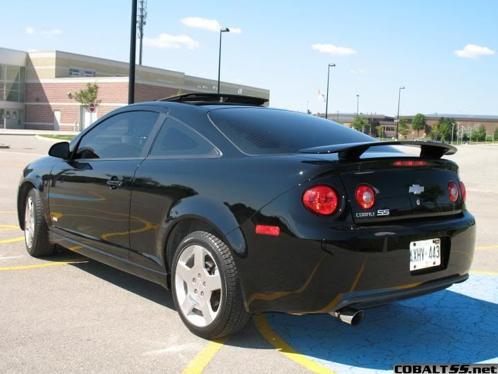 Chevrolet Cobalt Ss Black. I want a lack one.