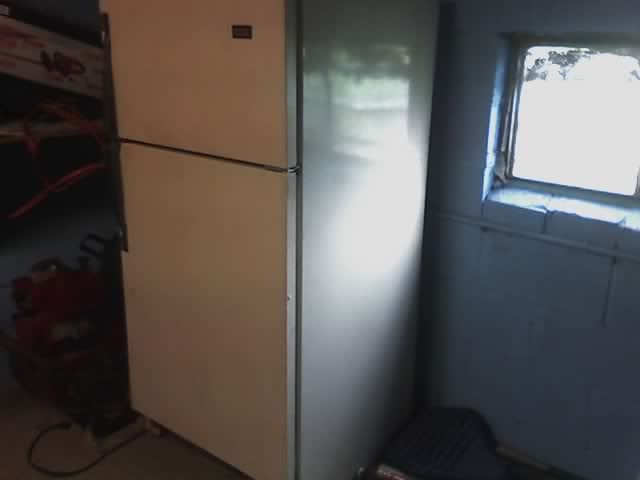 http://img.photobucket.com/albums/v690/abercrmobie82af/fridge2.jpg