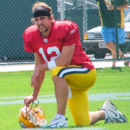 aaron rodgers mustache. NFL Forum :: - Aaron Rodgers-