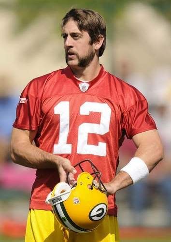 Aaron Rodgers Handlebar Mustache : Bald Rodgers What Yall Think