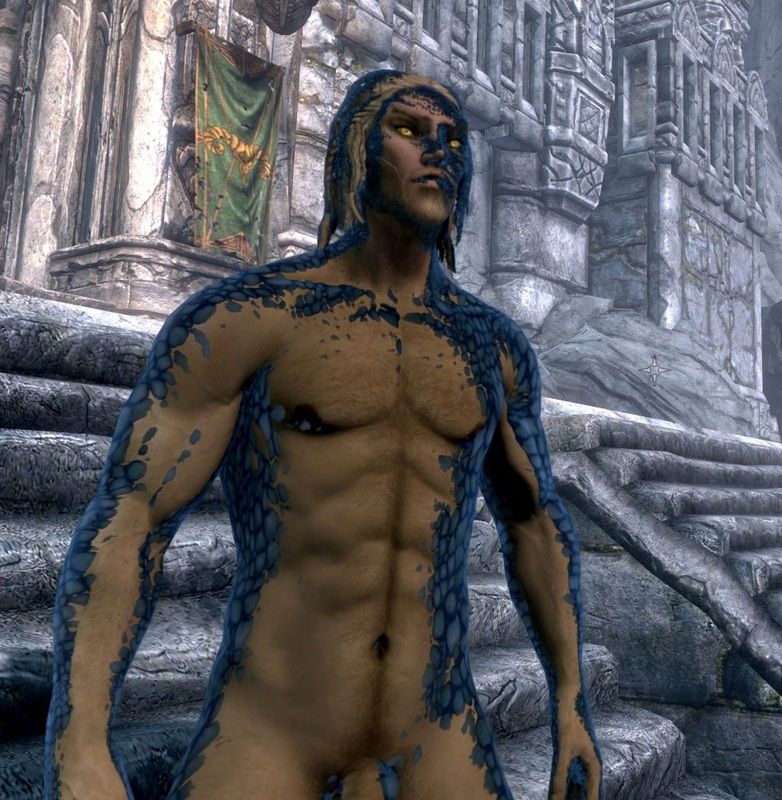 photo Ed-nekkeddragonhide03.jpg