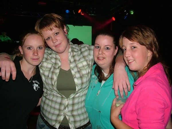 [img width=600 height=450]http://img.photobucket.com/albums/v692/steegie1984/Afscheid%20Camping/f53cb2a9.jpg[/img]