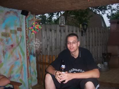 [img width=414 height=311]http://img.photobucket.com/albums/v692/steegie1984/GOOR/1977aaf8.jpg[/img]