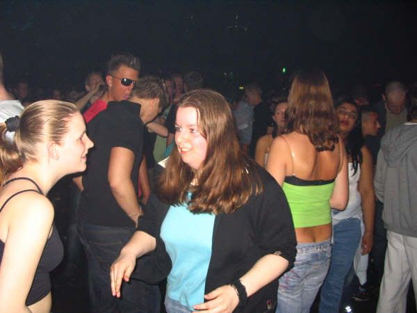 [img width=600 height=450]http://img.photobucket.com/albums/v692/steegie1984/In%20Qontrol/03e32690.jpg[/img]