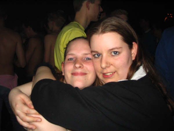 [img width=600 height=450]http://img.photobucket.com/albums/v692/steegie1984/In%20Qontrol/6fe136d8.jpg[/img]