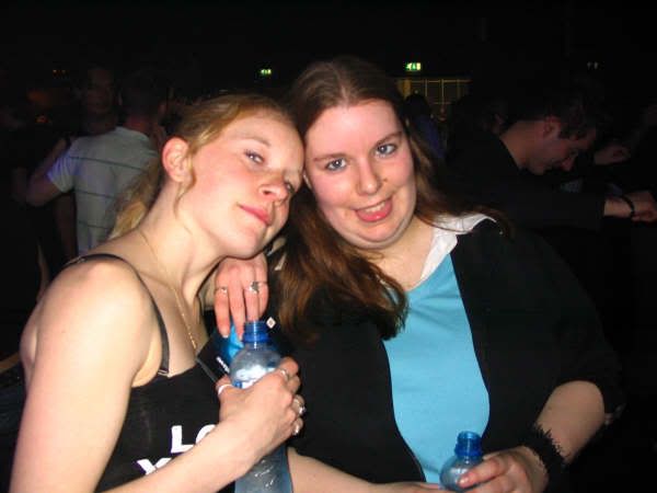 [img width=600 height=450]http://img.photobucket.com/albums/v692/steegie1984/In%20Qontrol/8a955932.jpg[/img]