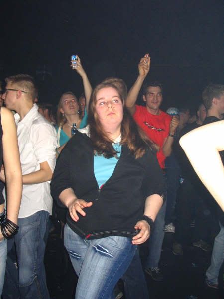 [img width=450 height=600]http://img.photobucket.com/albums/v692/steegie1984/In%20Qontrol/c5136fd0.jpg[/img]