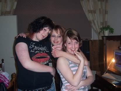 [img width=414 height=311]http://img.photobucket.com/albums/v692/steegie1984/Weekendje%20Goor/a4b72158.jpg[/img]