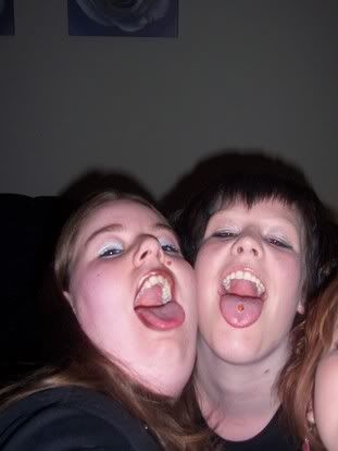 [img width=311 height=414]http://img.photobucket.com/albums/v692/steegie1984/Weekendje%20Goor/f4480e15.jpg[/img]