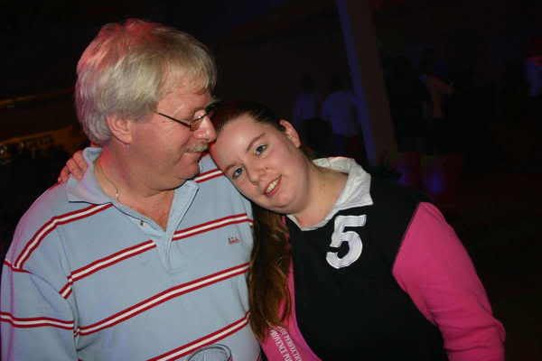 [img width=600 height=400]http://img.photobucket.com/albums/v692/steegie1984/extra/0ff0990e.jpg[/img]