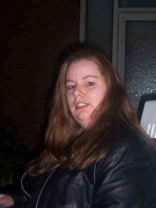 [img width=311 height=414]http://img.photobucket.com/albums/v692/steegie1984/weekendje%20Carola/ca7dd52f.jpg[/img]