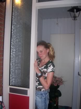 [img width=311 height=414]http://img.photobucket.com/albums/v692/steegie1984/weekendje%20Carola/e6e73511.jpg[/img]