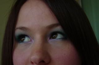 makeup051107034.jpg