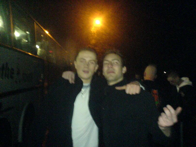 [IMG]http://img.photobucket.com/albums/v693/itsdarklikehell/moh%202006%20brabant%20hallen%20den%20bosch/f571dcd2.jpg[/IMG]