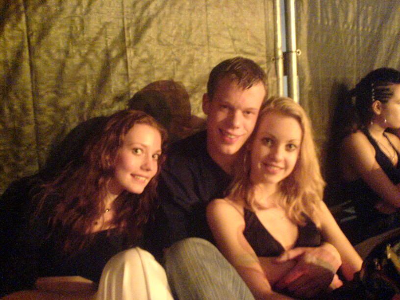 [IMG]http://img.photobucket.com/albums/v693/itsdarklikehell/moh%202006%20brabant%20hallen%20den%20bosch/nynkeenjajahijwaserwelennietnuchter.jpg[/IMG]