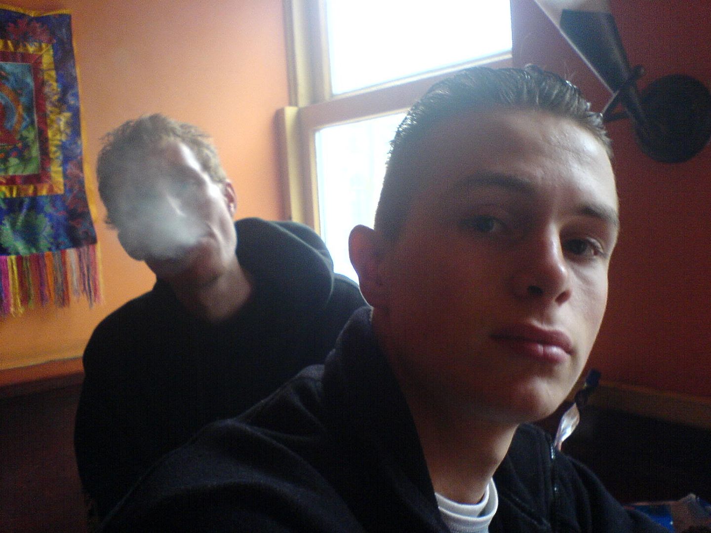 [IMG]http://img.photobucket.com/albums/v693/itsdarklikehell/moh%202006%20brabant%20hallen%20den%20bosch/raymondzechtvanafhierongnixmeerdanj.jpg[/IMG]