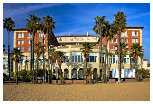 IMAGE: http://img.photobucket.com/albums/v696/nburwell/venice_4.jpg