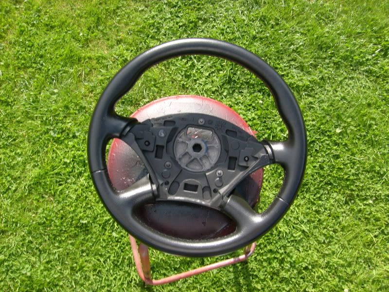 steeringwheelrefurb025.jpg