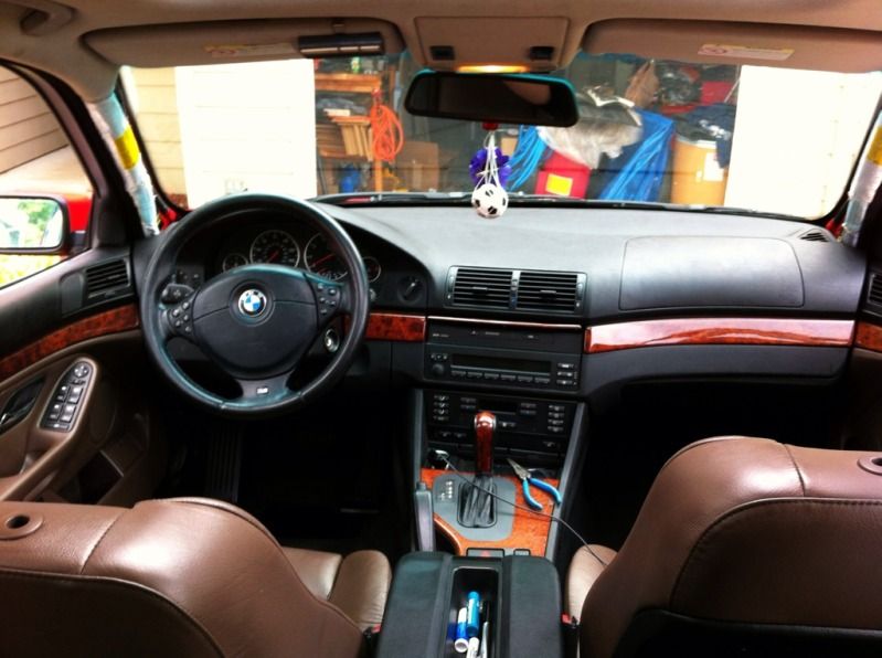 White bmw x5 tobacco interior #5