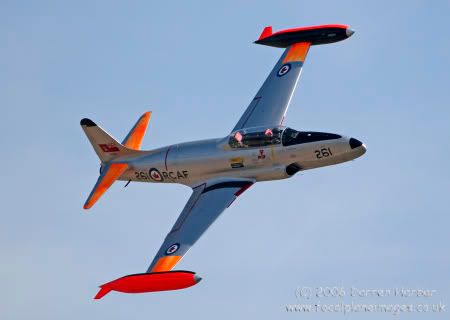 http://img.photobucket.com/albums/v698/darrenharbar/Aircraft/T-33RS1.jpg
