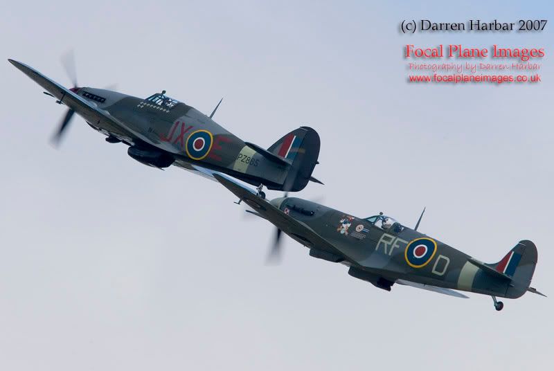 http://img.photobucket.com/albums/v698/darrenharbar/BBMF%2050/BBMF5058.jpg