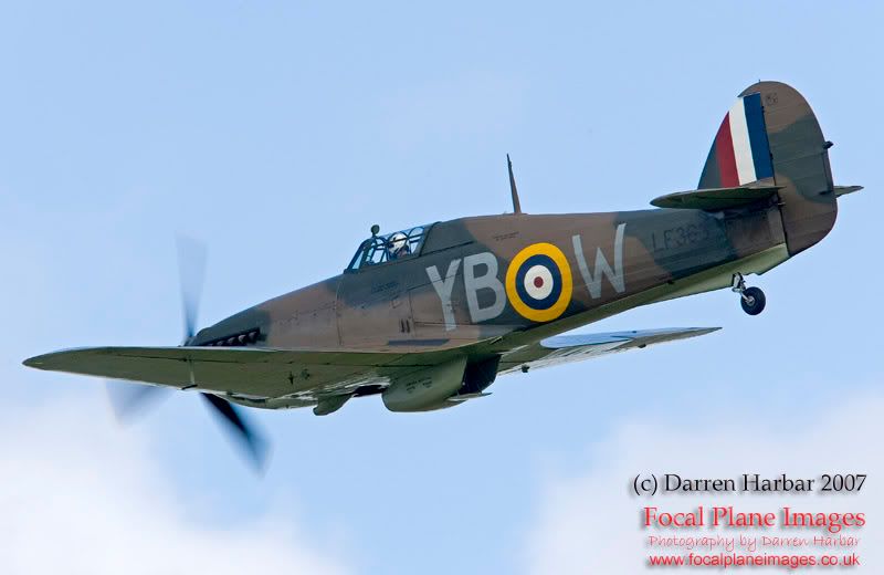 http://img.photobucket.com/albums/v698/darrenharbar/BBMF%2050/BBMF5061.jpg
