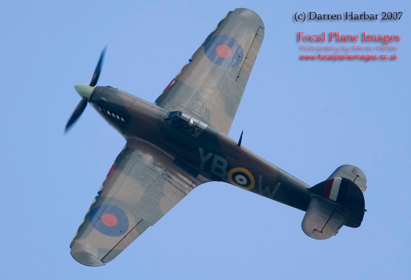 http://img.photobucket.com/albums/v698/darrenharbar/BBMF%2050/BBMF5081.jpg