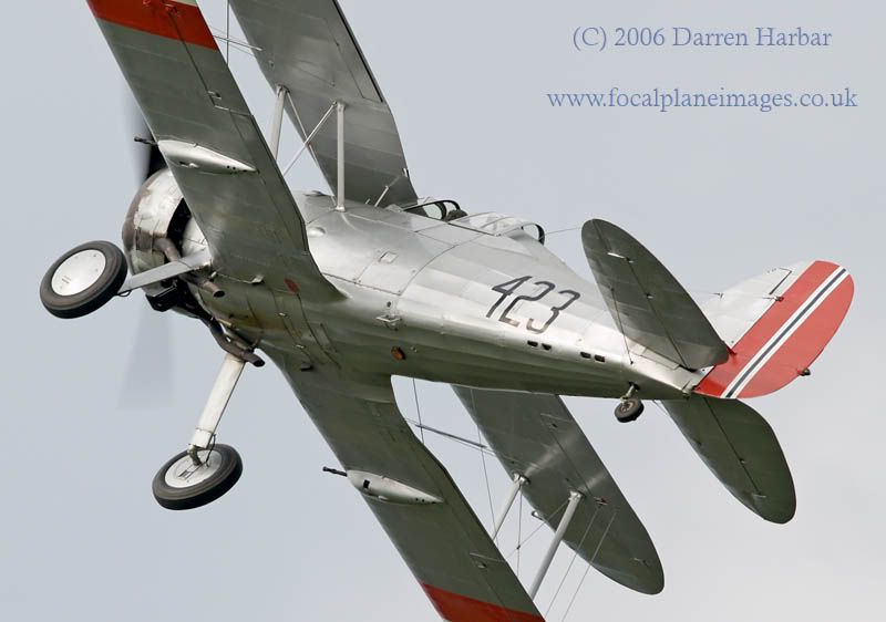 http://img.photobucket.com/albums/v698/darrenharbar/Grace%20spitfire%20day/Gladiator2.jpg
