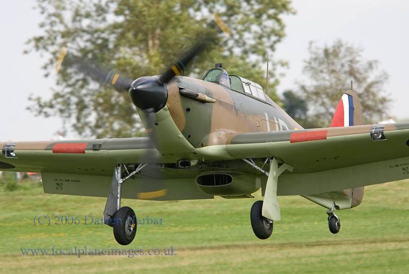 http://img.photobucket.com/albums/v698/darrenharbar/Gransden/Hurricane009.jpg