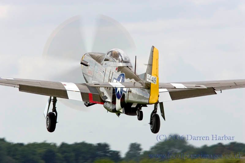 http://img.photobucket.com/albums/v698/darrenharbar/Gransden/Mustang005.jpg