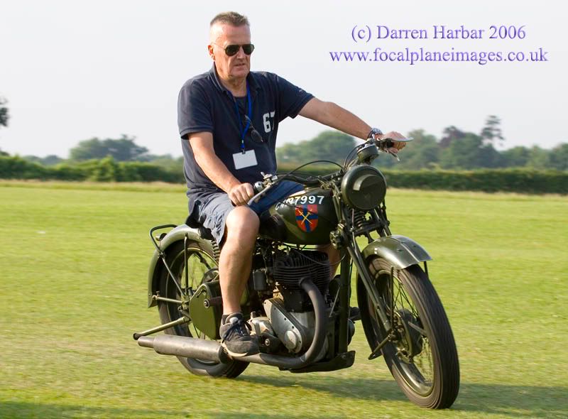 http://img.photobucket.com/albums/v698/darrenharbar/Old%20warden%20June/ClassicOW4.jpg