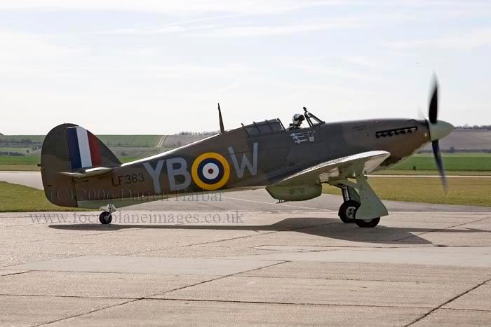 http://img.photobucket.com/albums/v698/darrenharbar/aviation/Hurricane5webnew.jpg